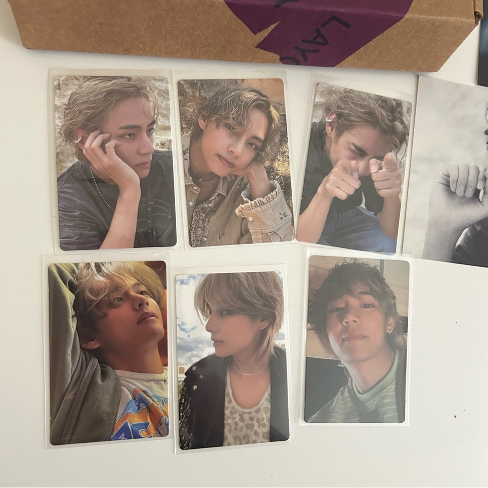 BTS V Taehyung Layover Album Purple Box Version - Picture 7 of 8